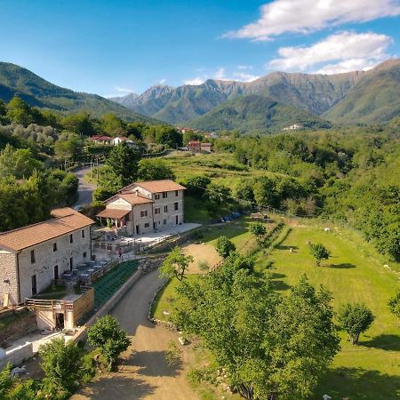 Agriturismo La Cascina Dei Chicchi Bagnone ภายนอก รูปภาพ