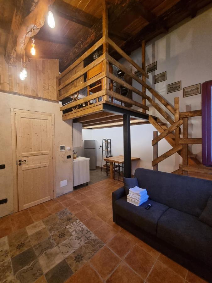 Agriturismo La Cascina Dei Chicchi Bagnone ภายนอก รูปภาพ