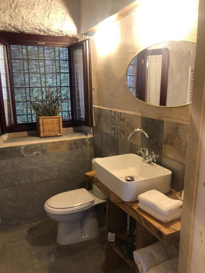 Agriturismo La Cascina Dei Chicchi Bagnone ภายนอก รูปภาพ