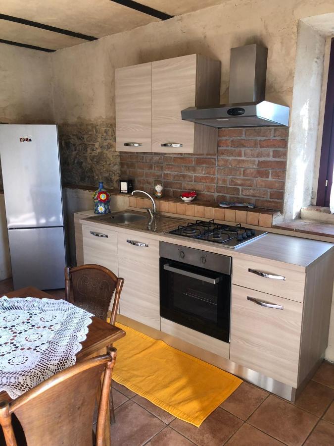Agriturismo La Cascina Dei Chicchi Bagnone ภายนอก รูปภาพ