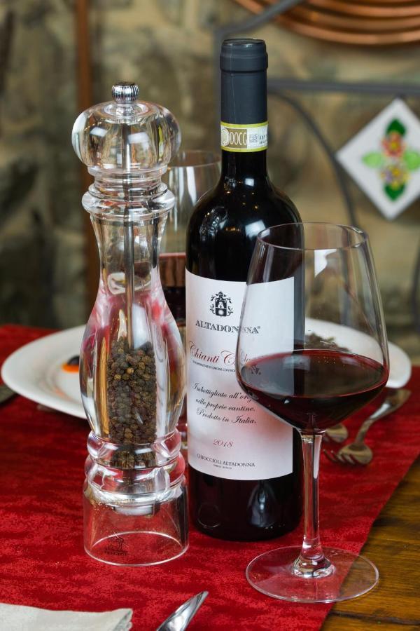 Agriturismo La Cascina Dei Chicchi Bagnone ภายนอก รูปภาพ